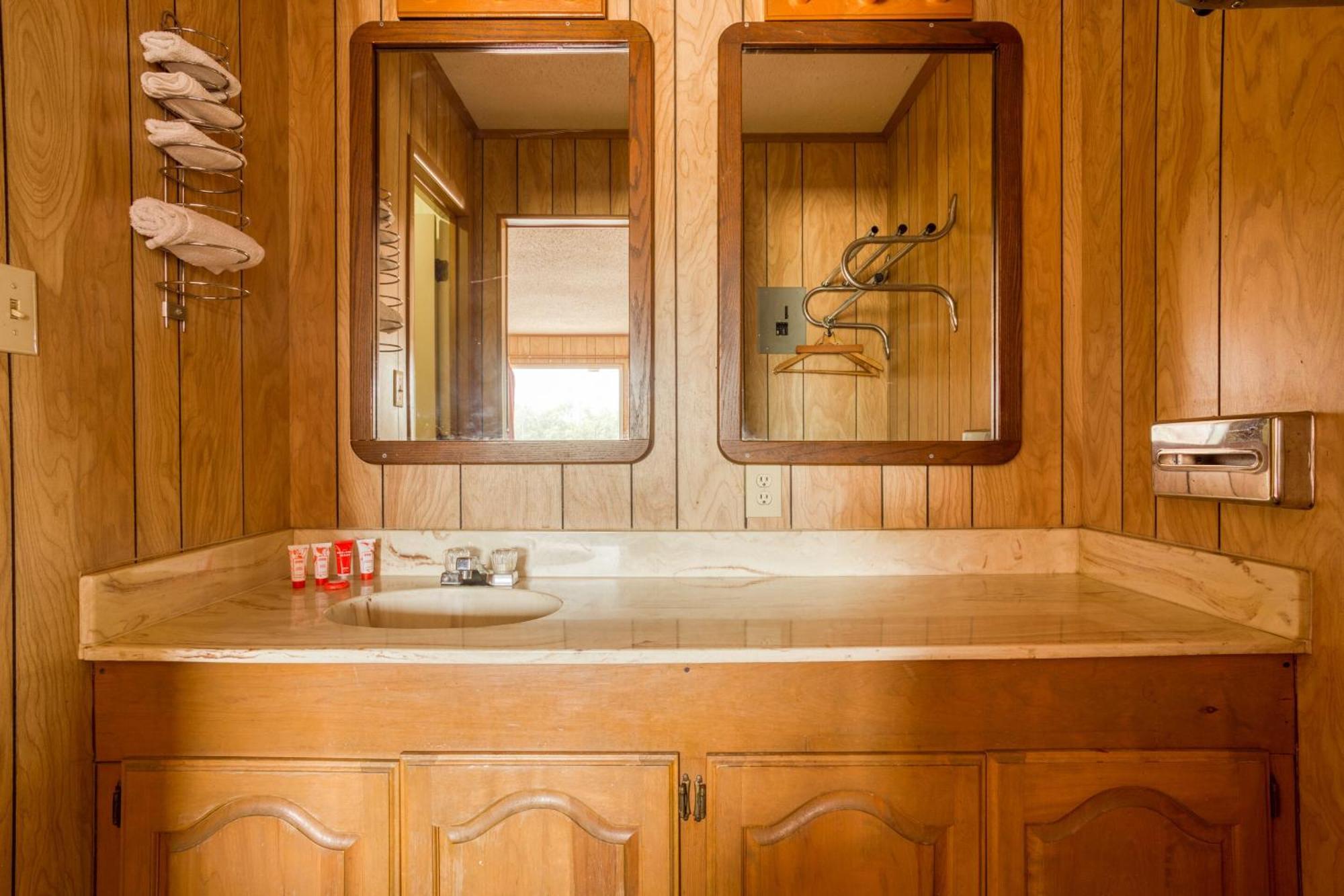Oyo Hotel Breckenridge Tx Hubbard Creek Lake Dış mekan fotoğraf