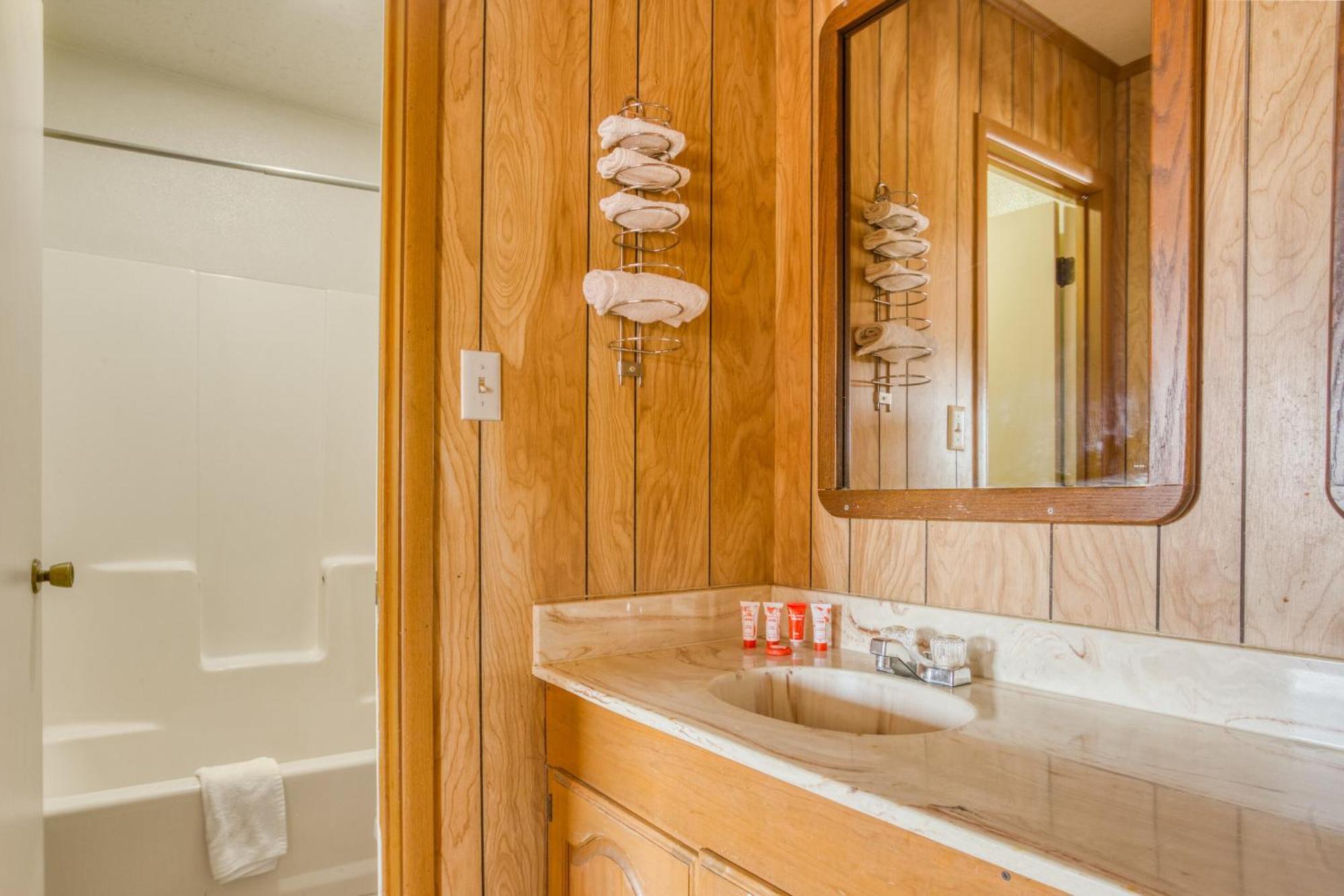 Oyo Hotel Breckenridge Tx Hubbard Creek Lake Dış mekan fotoğraf
